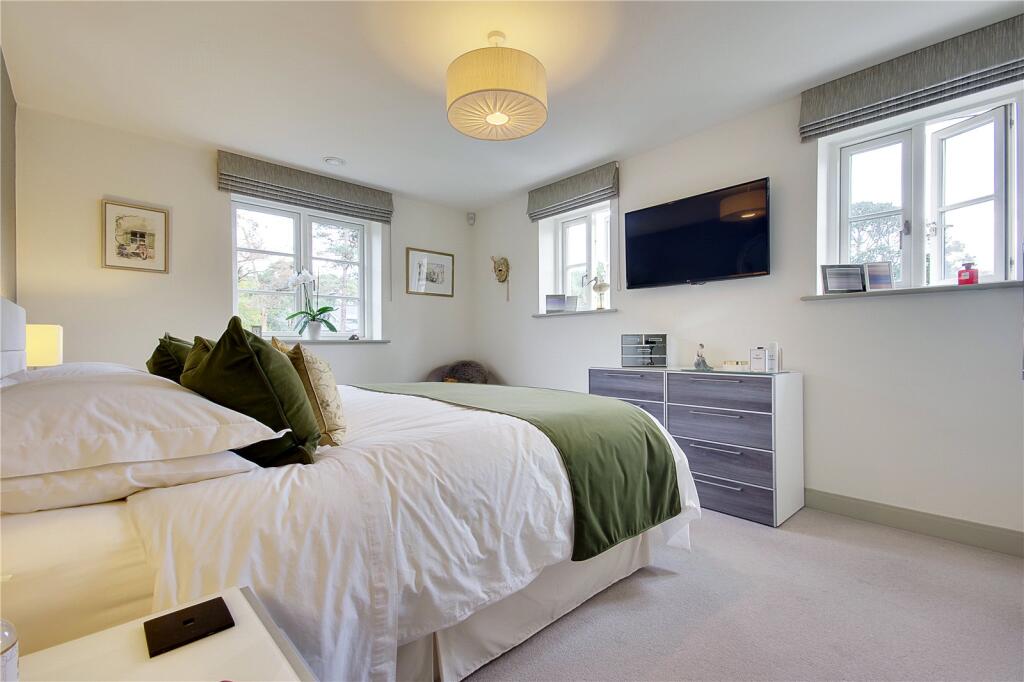 Additional property image - Canford Cliffs Road, Canford Cliffs, Poole, Dorset, BH13