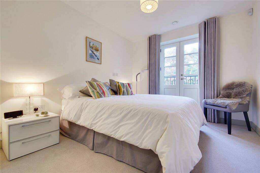 Additional property image - Canford Cliffs Road, Canford Cliffs, Poole, Dorset, BH13