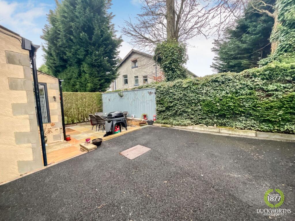 Additional property image - Todmorden Road, Burnley, BB11