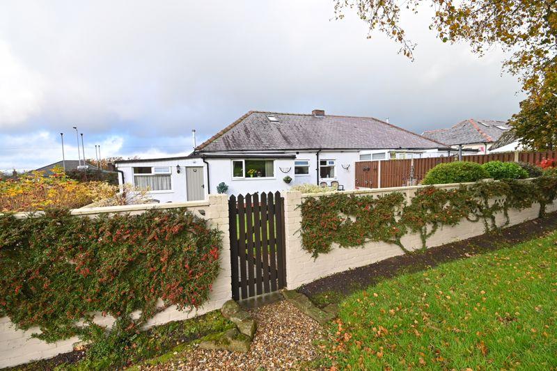 2 bedroom semidetached bungalow for sale in Brownside Road, Worsthorne