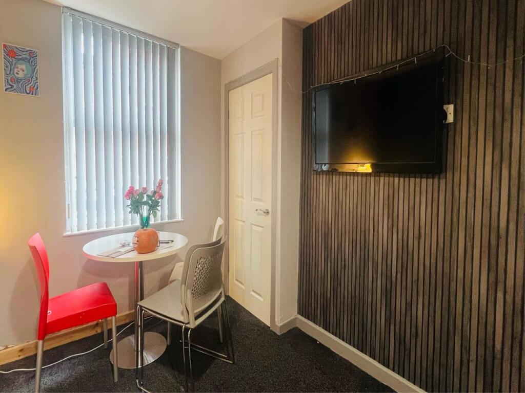 Main image of property: Kensington (Bills Exclusive), Kensington, Liverpool