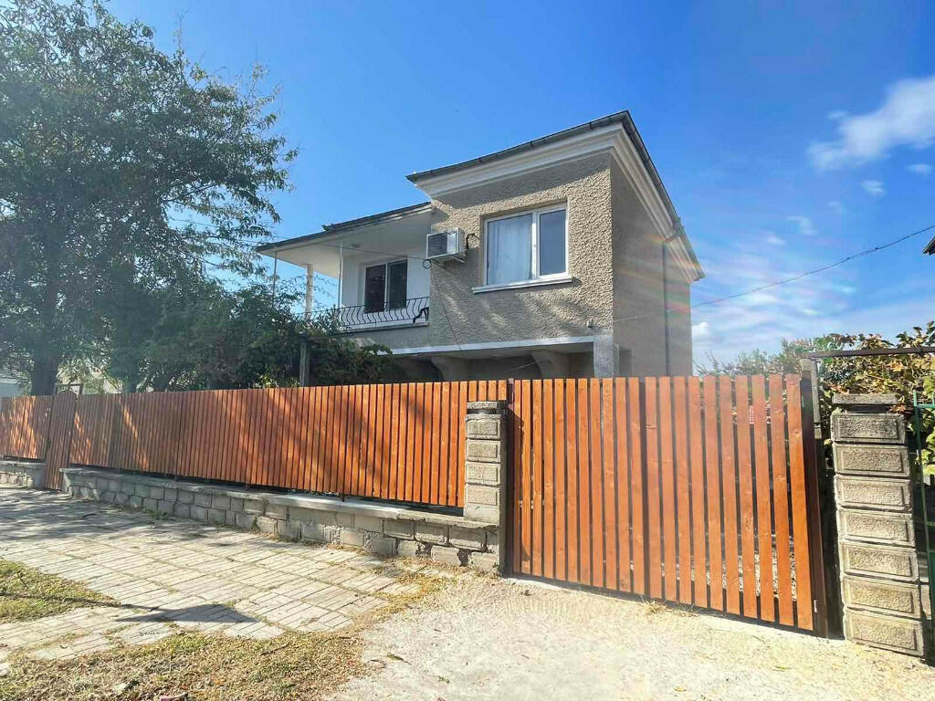 4 bedroom Detached house for sale in Burgas, Burgas