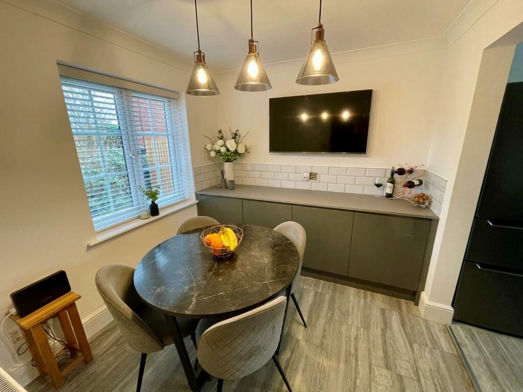 Additional property image - Mount Farm Way, Great Sutton, Ellesmere Port