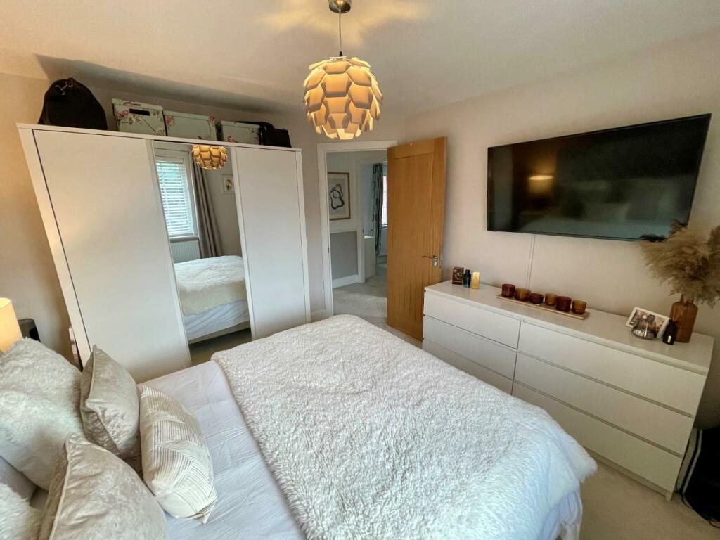 Additional property image - Mount Farm Way, Great Sutton, Ellesmere Port
