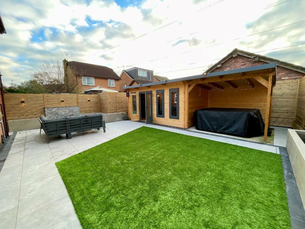 Additional property image - Mount Farm Way, Great Sutton, Ellesmere Port