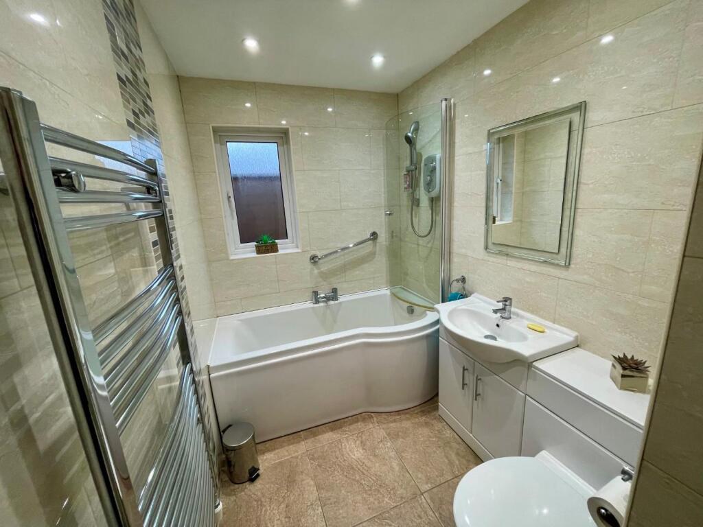 Additional property image - Crofters Close, Great Sutton, CH66