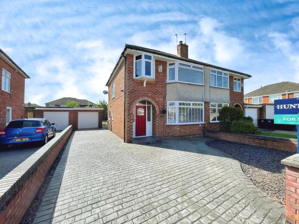 Main image of property: Cherry Grove, Whitby, Ellesmere Port