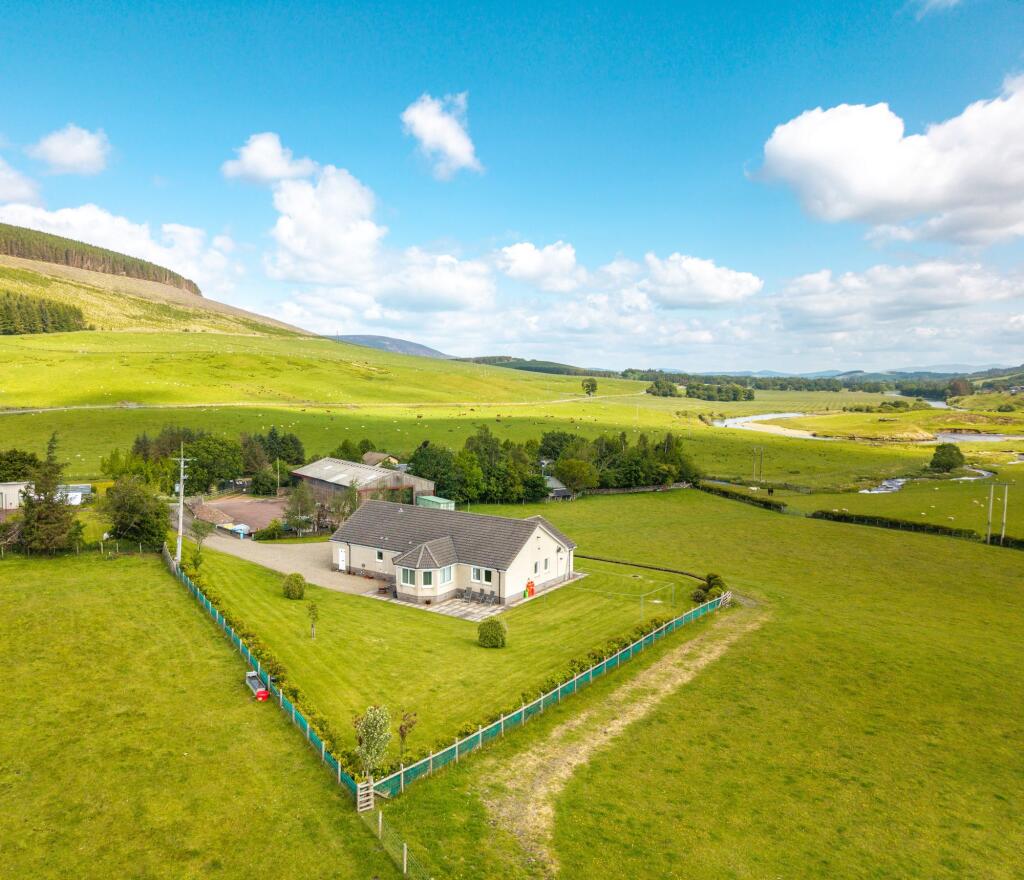 Main image of property: Roberton, Biggar, ML12