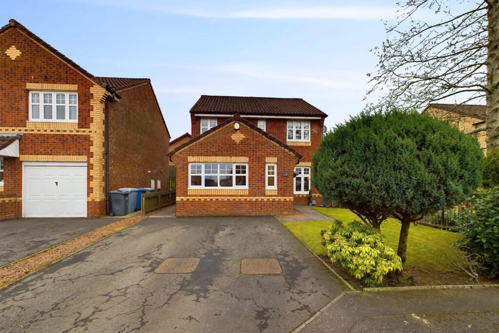 4 bedroom detached house