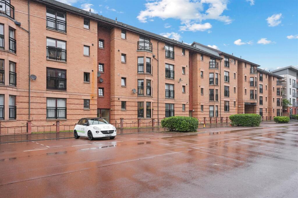 Main image of property: Kelvinhaugh Street, Glasgow