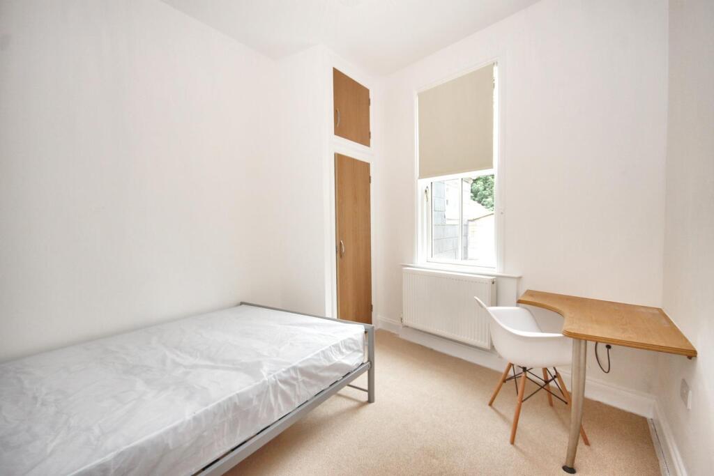 Additional property image - Mile End