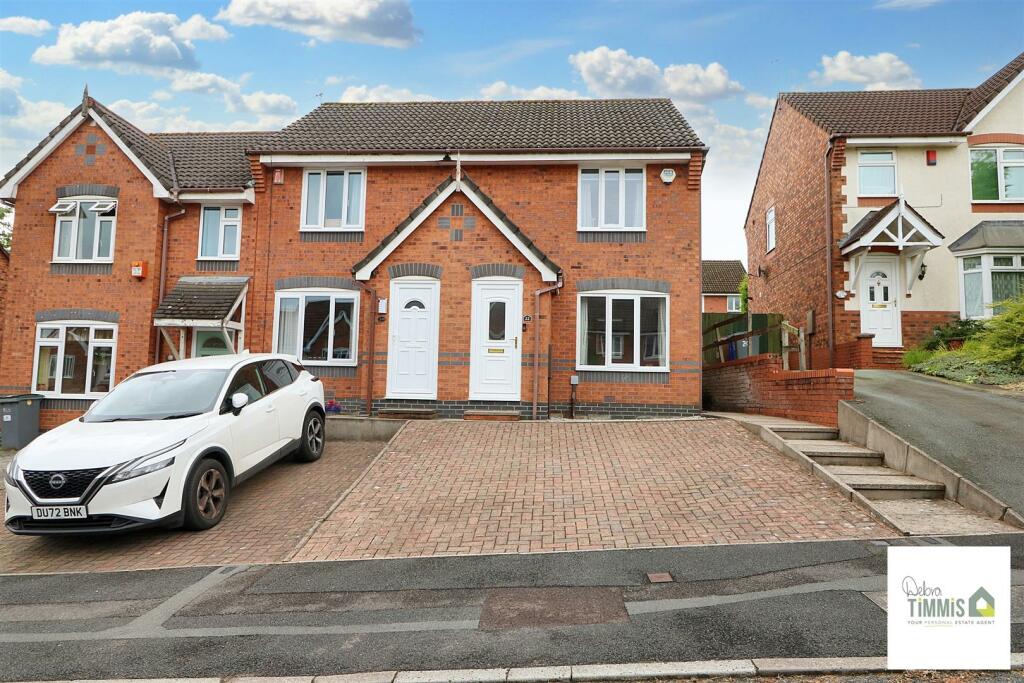 Main image of property: Batkin Close, Chell Heath, Stoke-On-Trent