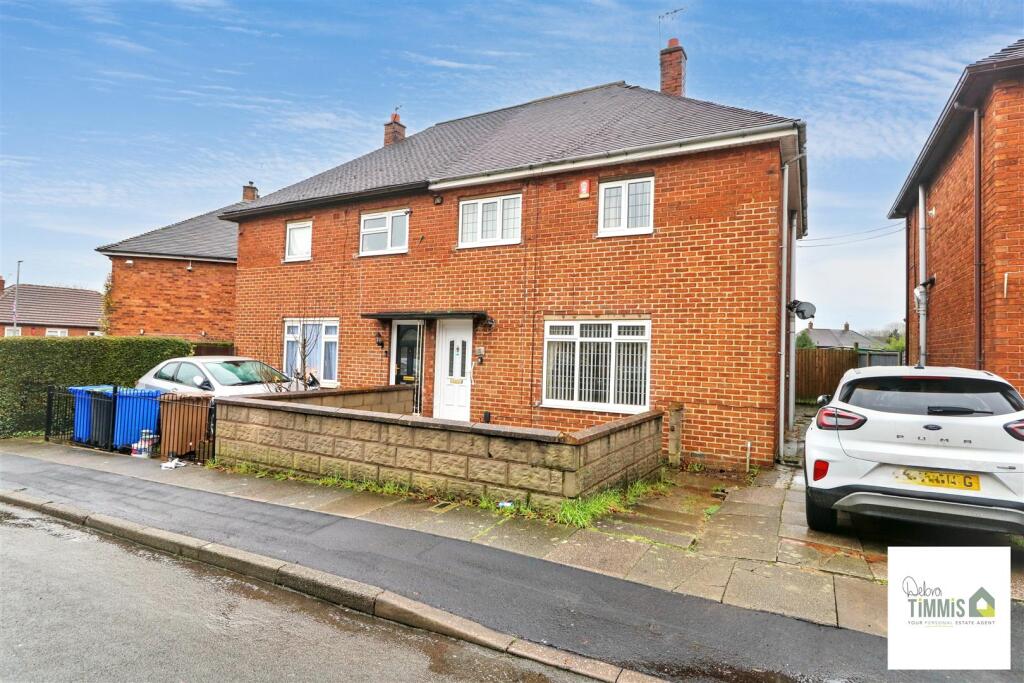 Main image of property: Maidstone Grove, Stoke-On-Trent