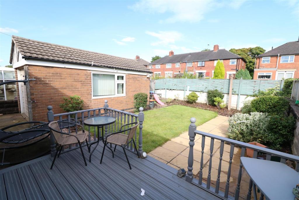 2 bedroom semidetached bungalow for sale in Fishpond Way, Abbey Hulton