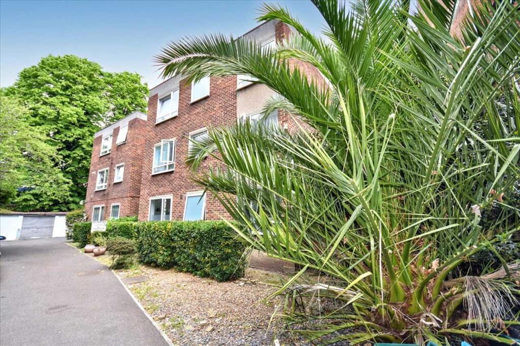 Main image of property: Salisbury Court, Thornton Avenue, Chiswick