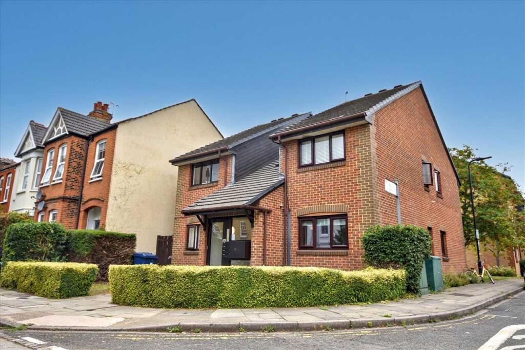 Main image of property: Rothschild Road, Chiswick