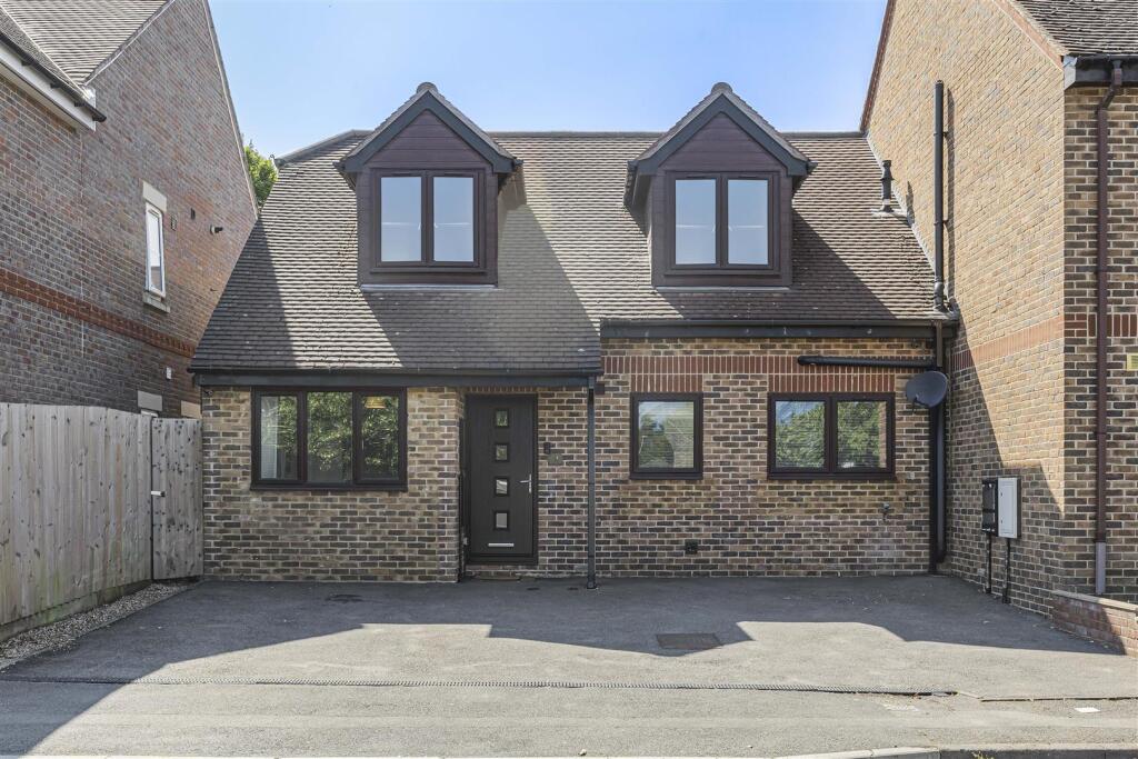 Main image of property: Langtons Meadow, Farnham Common, Slough