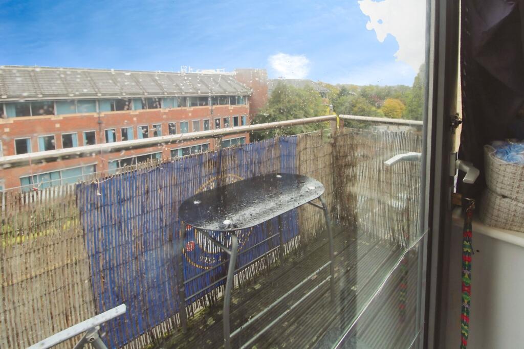 Main image of property: Bath Road, Slough