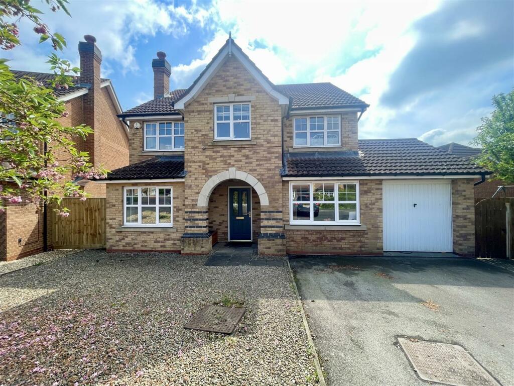 5 bedroom detached house for sale in St. Gate, Middleton St