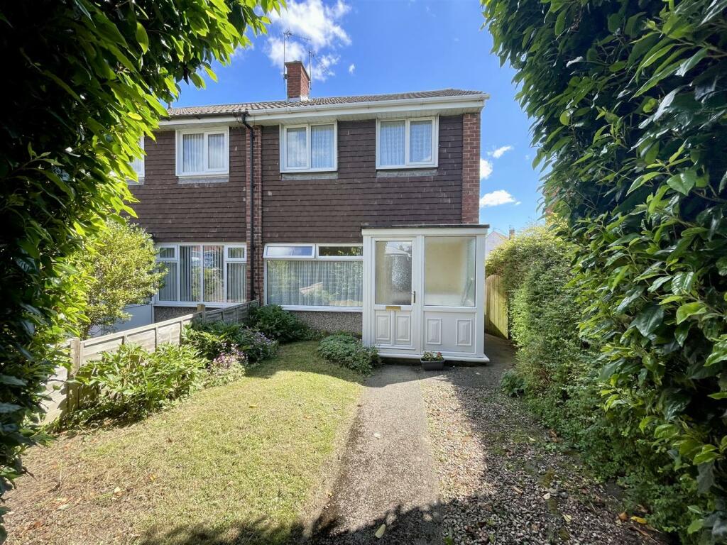 2 bedroom end of terrace house for sale in Albatross Way, Darlington, DL1