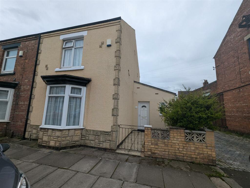 2 bedroom semidetached house for sale in Thirlmere Road, Darlington, DL1