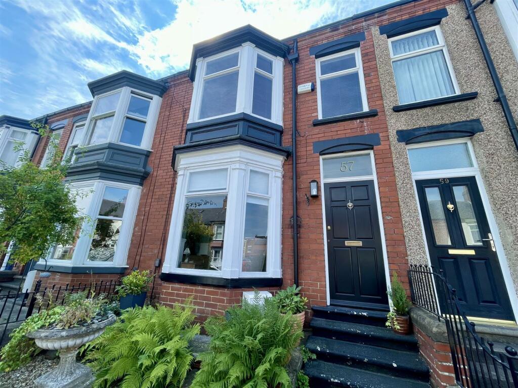 3 bedroom terraced house for sale in Orchard Road, Darlington, DL3