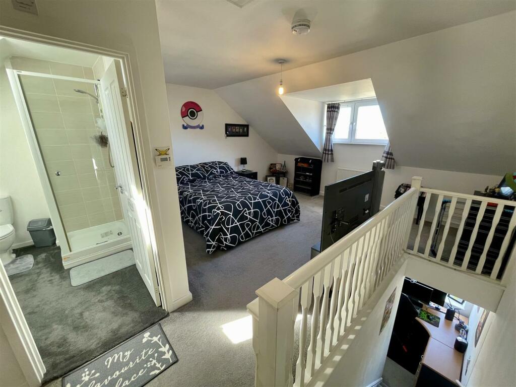 Additional property image - Iris Grove, Darlington