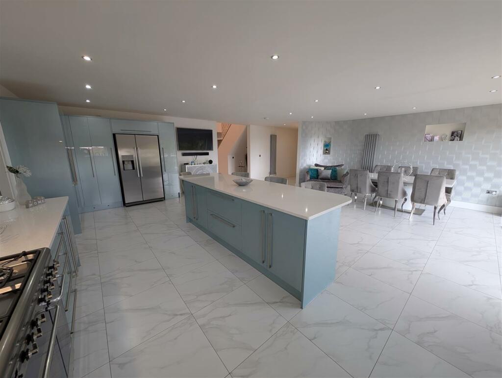 Additional property image - Beaumont Hill, Darlington