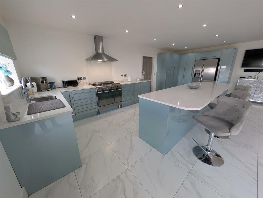 Additional property image - Beaumont Hill, Darlington