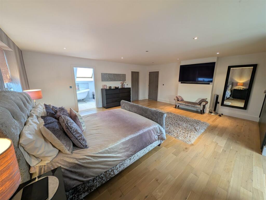 Additional property image - Beaumont Hill, Darlington