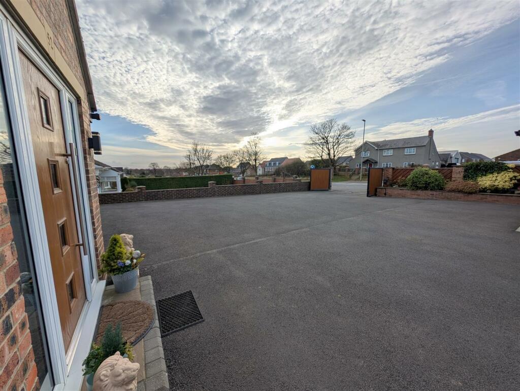 Additional property image - Beaumont Hill, Darlington