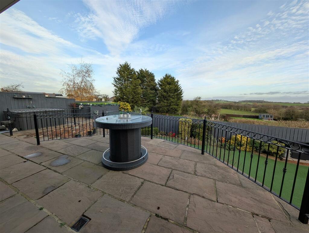 Additional property image - Beaumont Hill, Darlington