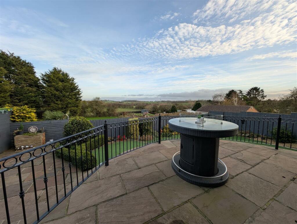 Additional property image - Beaumont Hill, Darlington