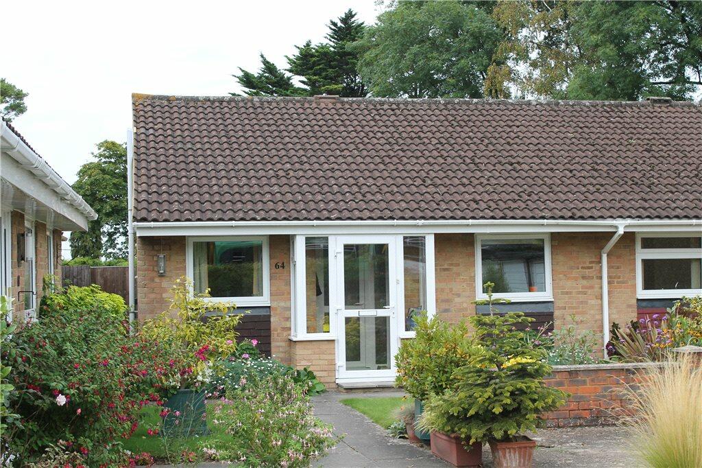 2 bedroom bungalow for sale in Royal Drive, Epsom, Surrey, KT18
