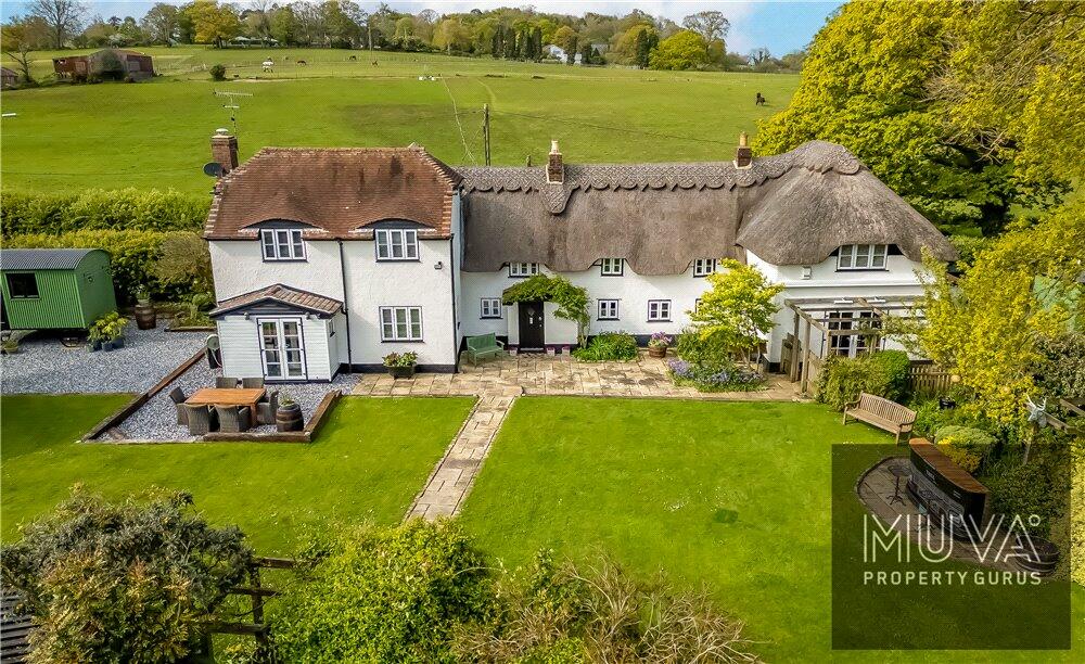 3 bedroom detached house for sale in Corfe Mullen, Wimborne, Dorset, BH21