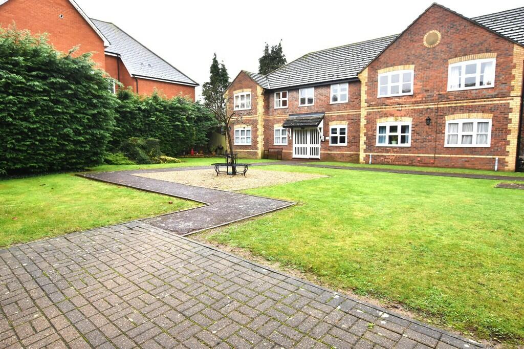 2 bedroom apartment for sale in Lexden Place, Halstead Road, Colchester