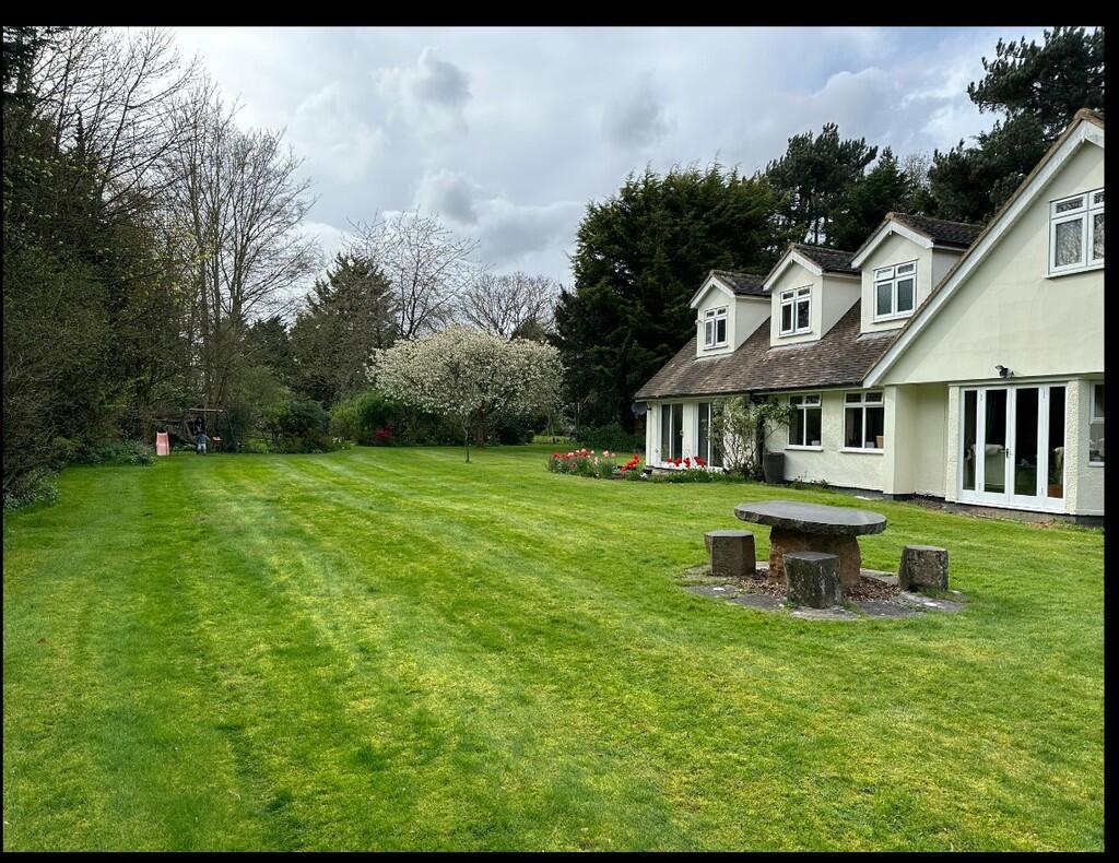 Additional property image - The Causeway, Great Horkesley