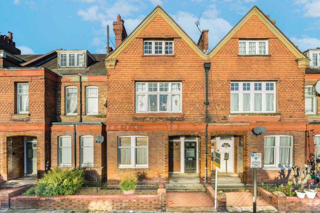 Main image of property: Hillside Road, Streatham
