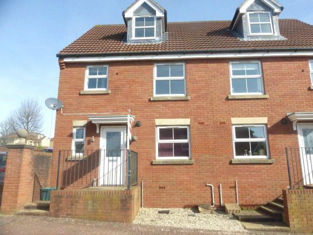 3 bedroom town house for rent in Kingswood Heights, BRISTOL, BS15