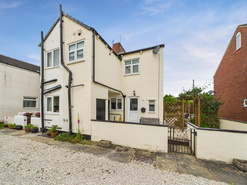 Main image of property: Knottingley Road, Pontefract