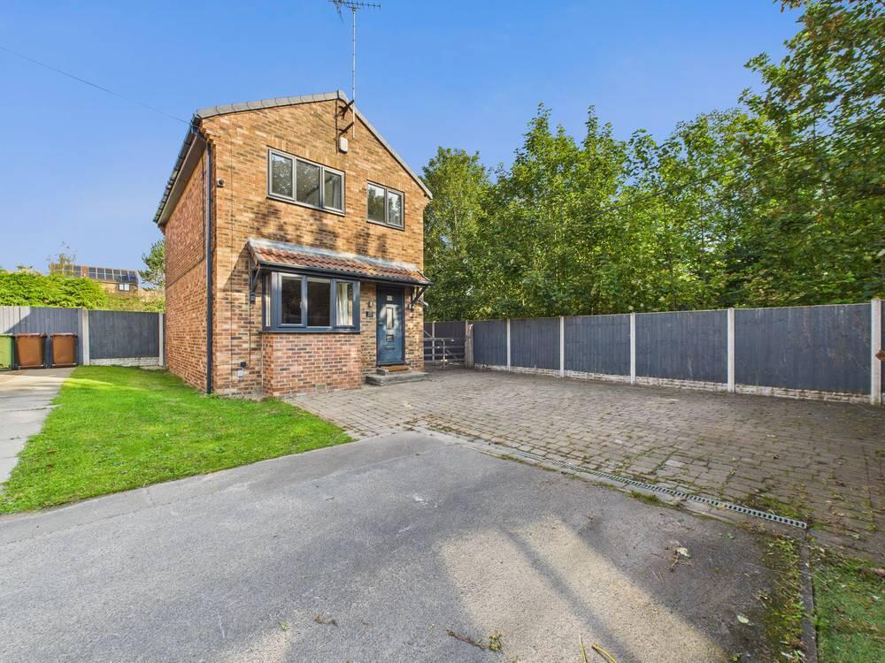 Main image of property: The Poplars, Knottingley, Wakefield, WF11 0DE