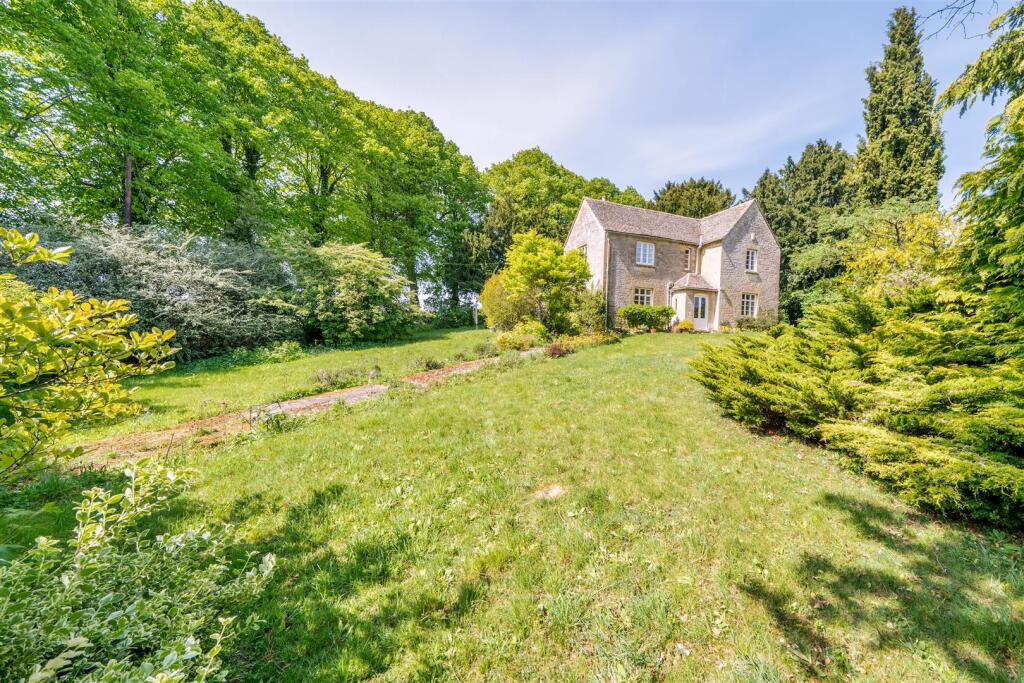 Main image of property: Field Assarts, Witney