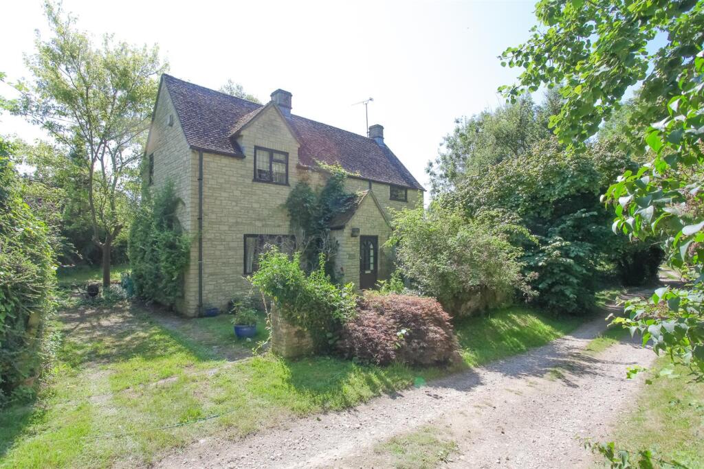 Main image of property: Cote Lane, Taston, Chipping Norton