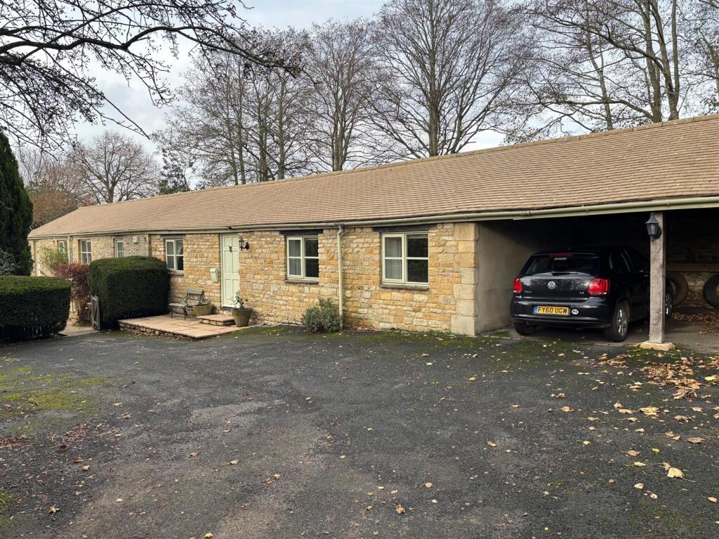 Main image of property: Oddington Road, Stow on the Wold