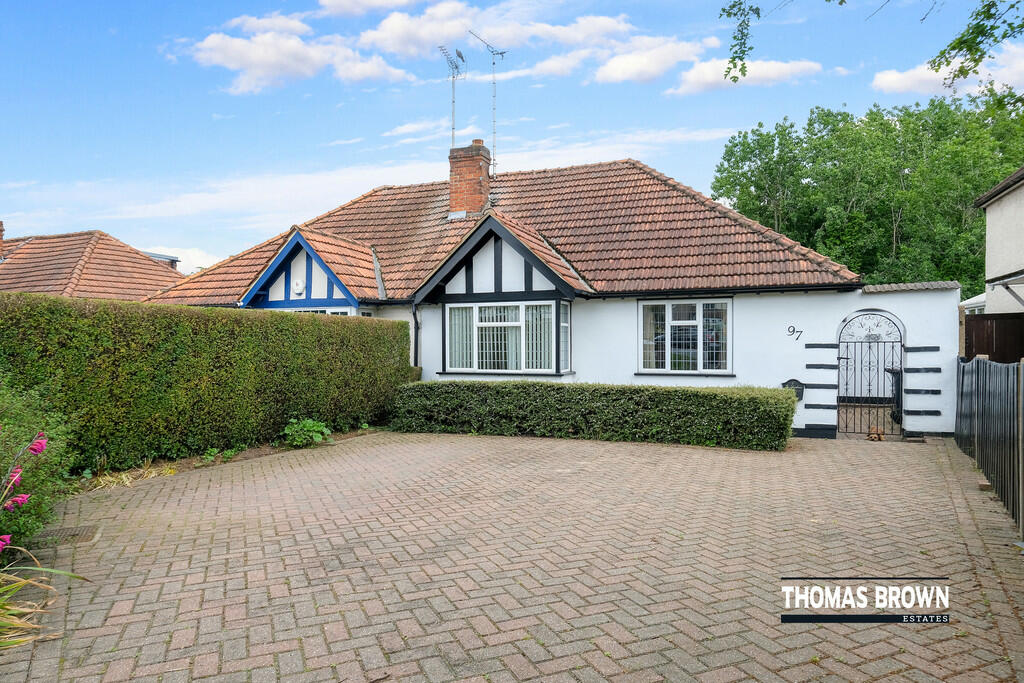 2 bedroom semidetached bungalow for sale in Sevenoaks Way, Orpington, BR5