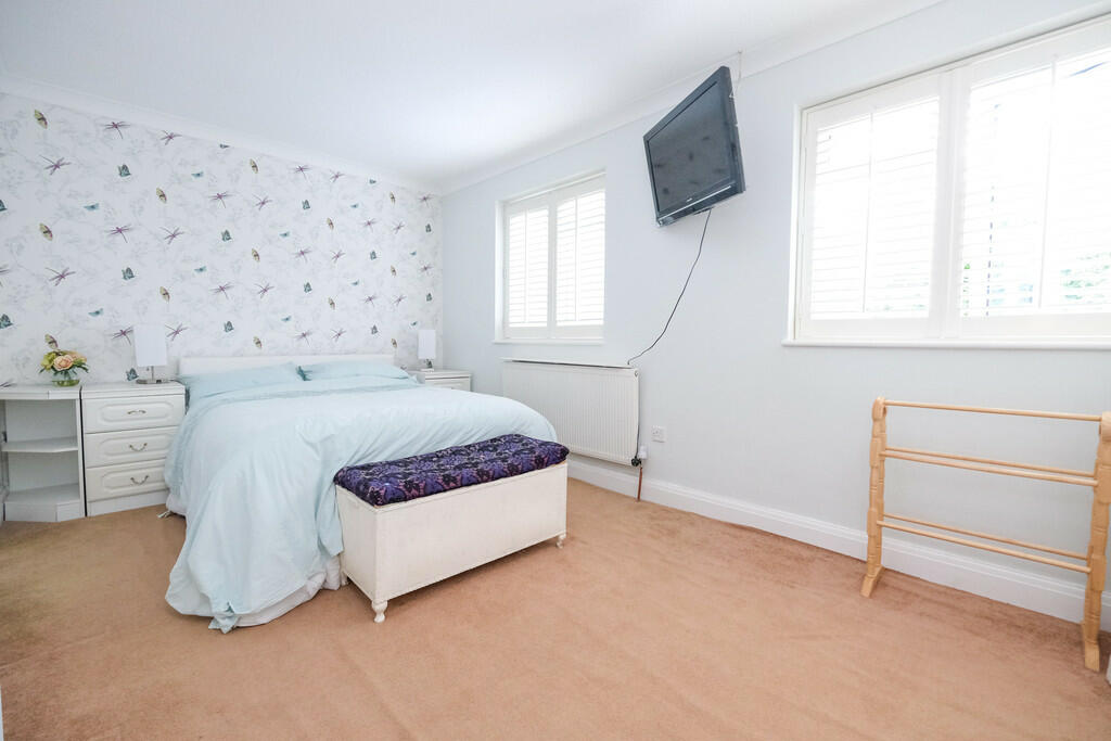 Additional property image - Goldfinch Close, Orpington