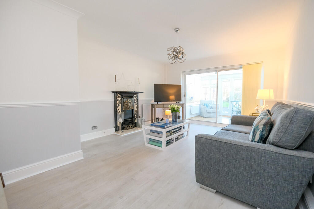 Additional property image - Glendower Crescent, Orpington