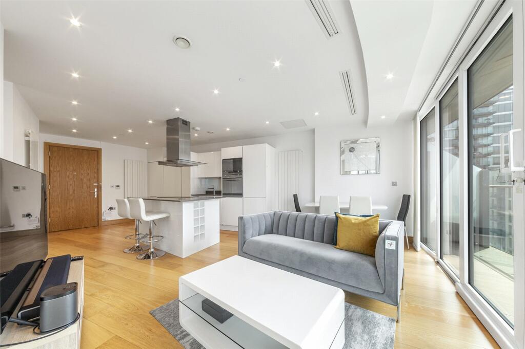 1 bedroom apartment for rent in Crossharbour Plaza, London, E14