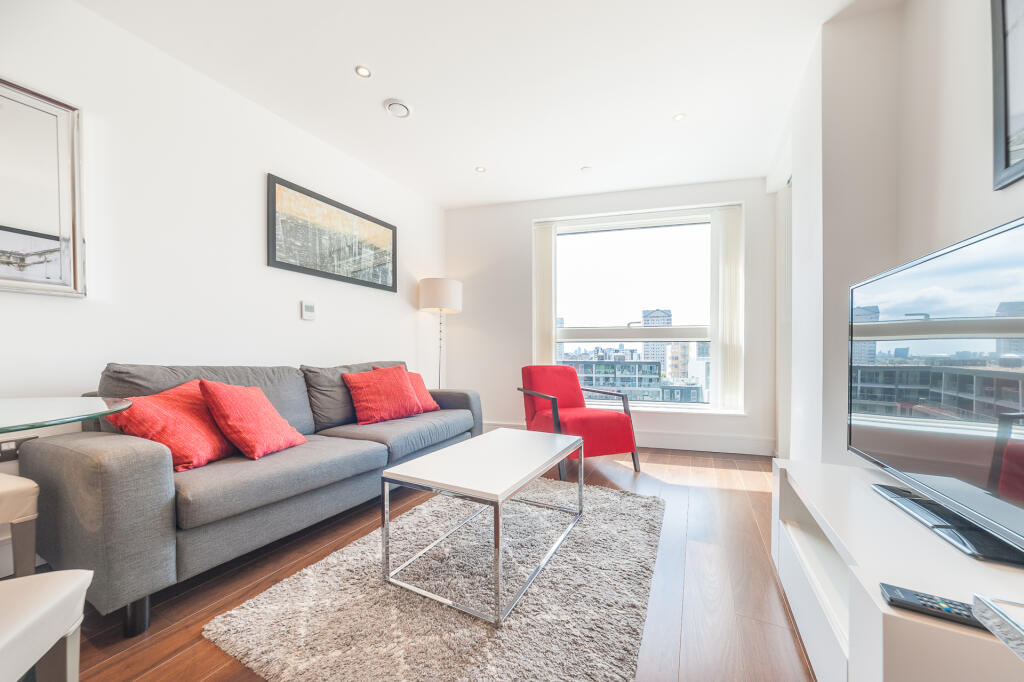 Main image of property: Lincoln Plaza, London, E14