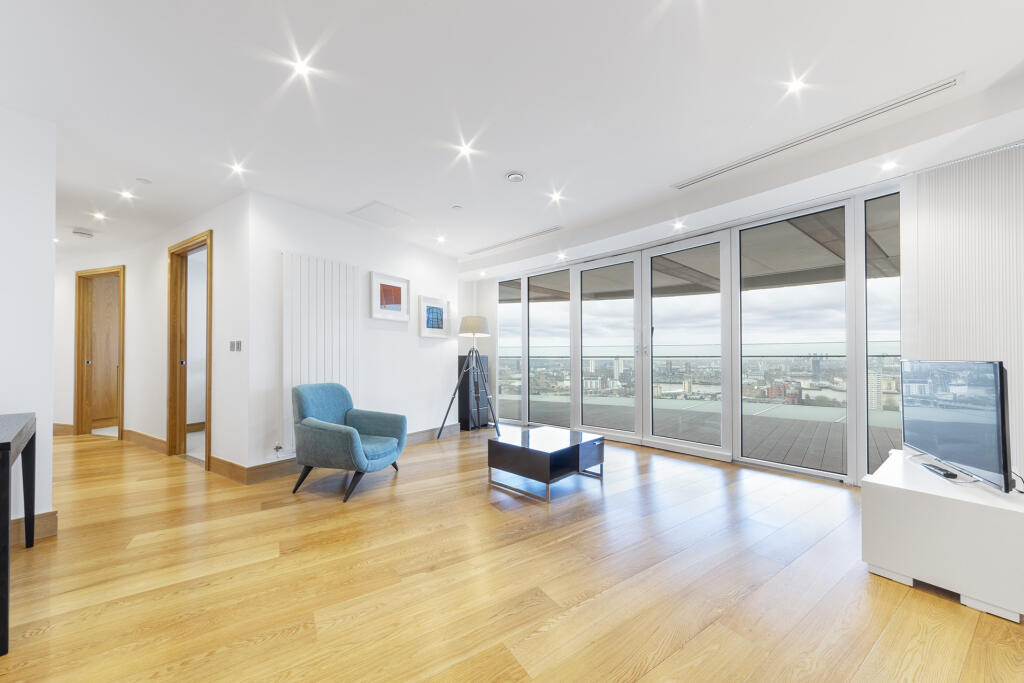 Main image of property: Arena Tower, 25 Crossharbour Plaza, Canary Wharf, London, E14